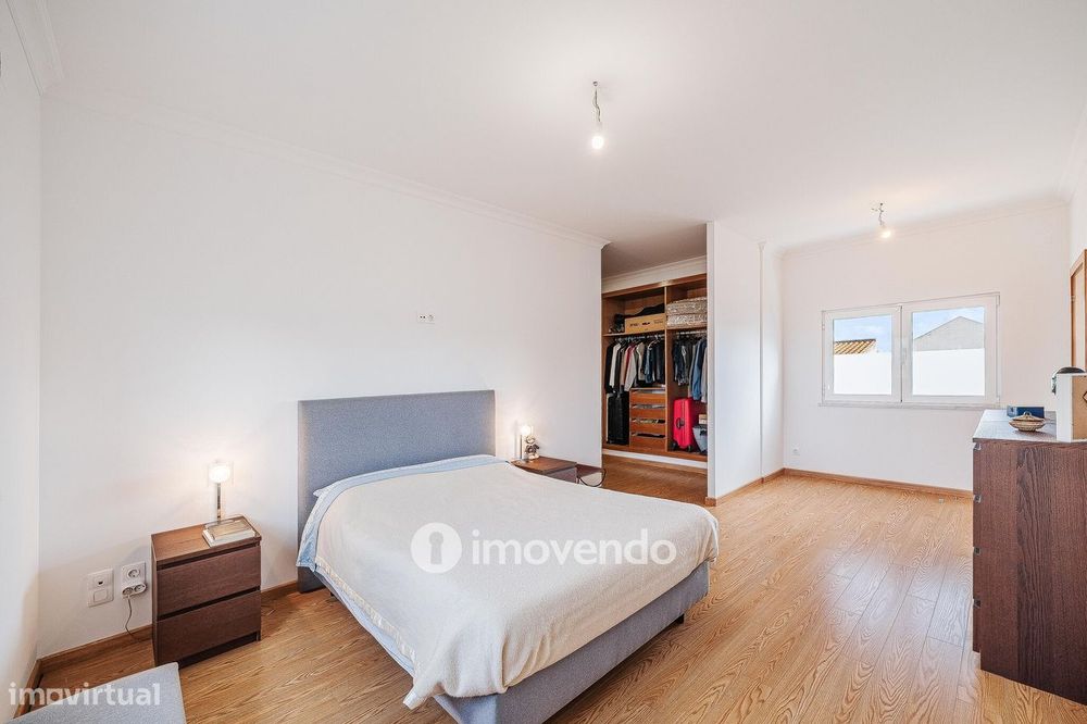 Moradia T4 incrível, com terreno de 4.200m², no Rebocho, Coruche