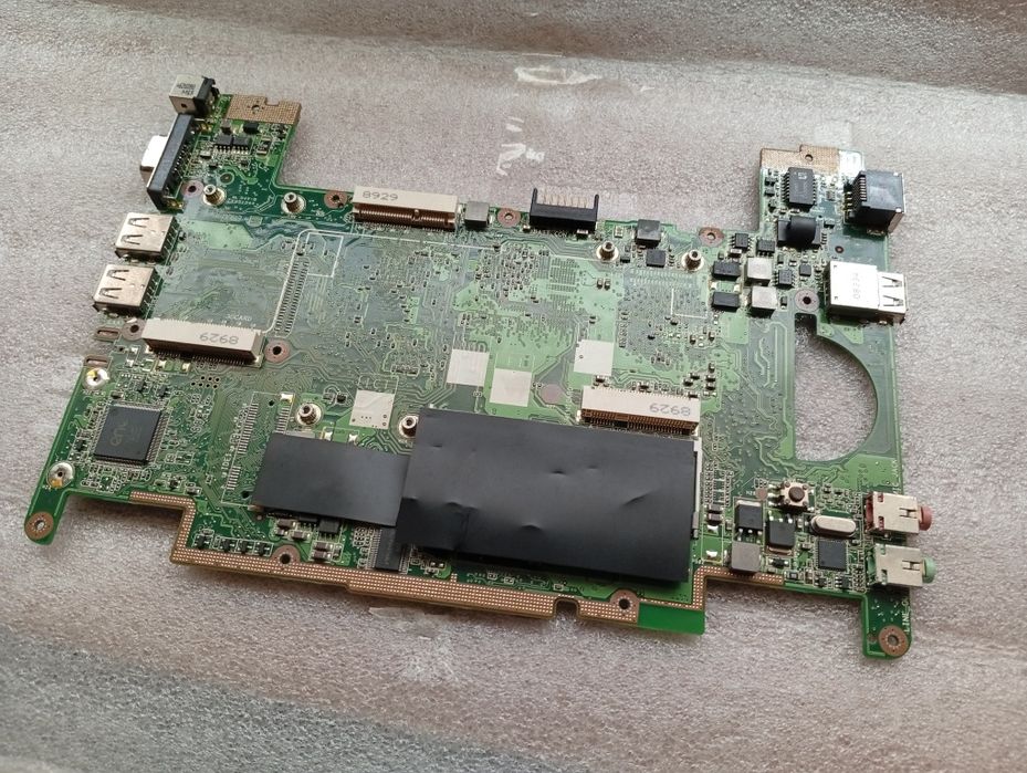 Motherboard Asus 901 1 GB RAM incluído