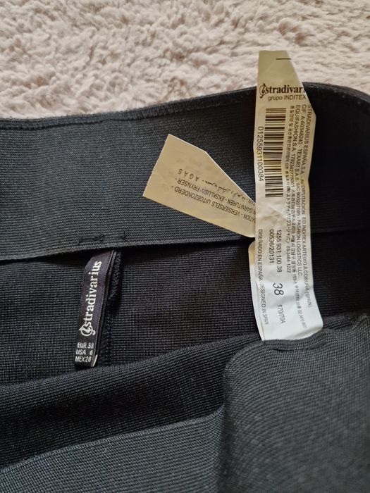 Krótka spódniczka mini Stradivarius wiskoza obcisła ołówkowa