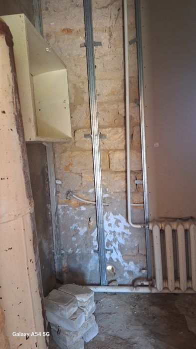 Продається будинок в центрі міста,Роздільна, Одеська обл 75км від Одеси, єлектричкі
