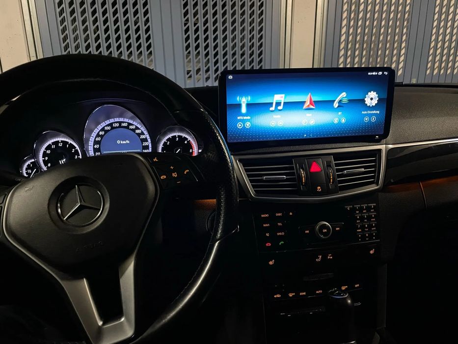 Tela 6/64GB Mercedes W212 Android 14 + GPS + Carplay sem fios.
