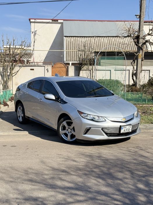 Chevrolet Volt 2 2016г.Plug-in Hybrid до90км на зарядке,до 5л.расход