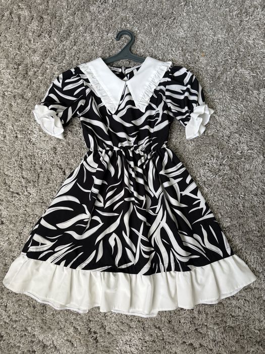 Нарядна сукня для дівчинки 8-9р