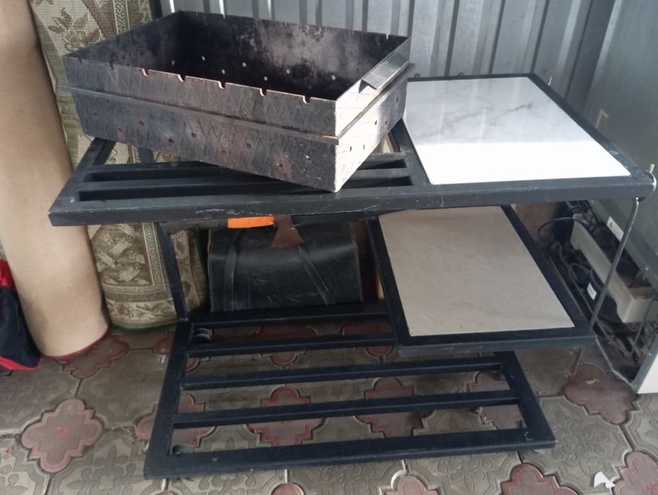 Мангал со столиком