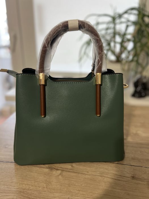 Сумка жіноча акуратна, стильна