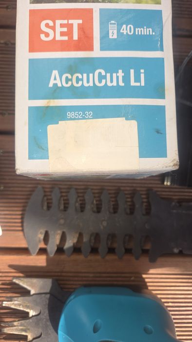 Nożyce do trawy Gardena akumulatorowe   AccuCut Li 9852-32