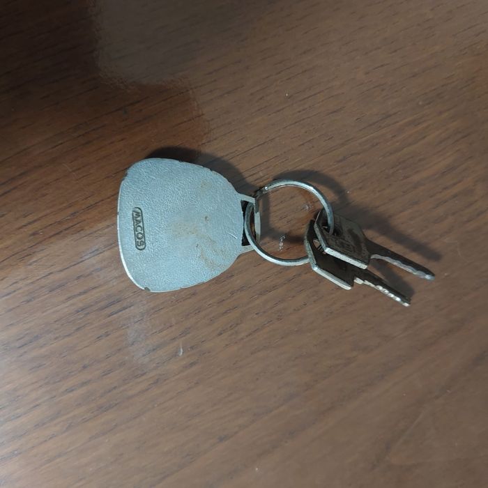 Morris - porta chaves antigo