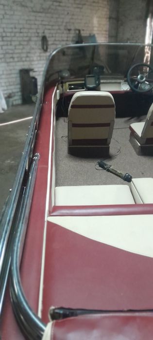 Човен  Казанка 5