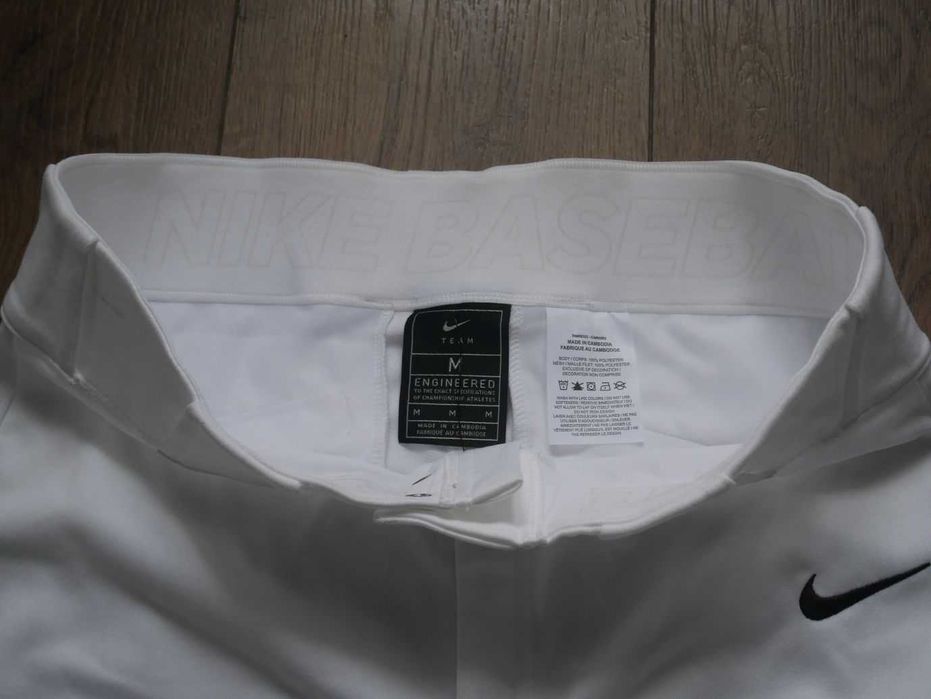 Spodnie dresowe damskie nike  M