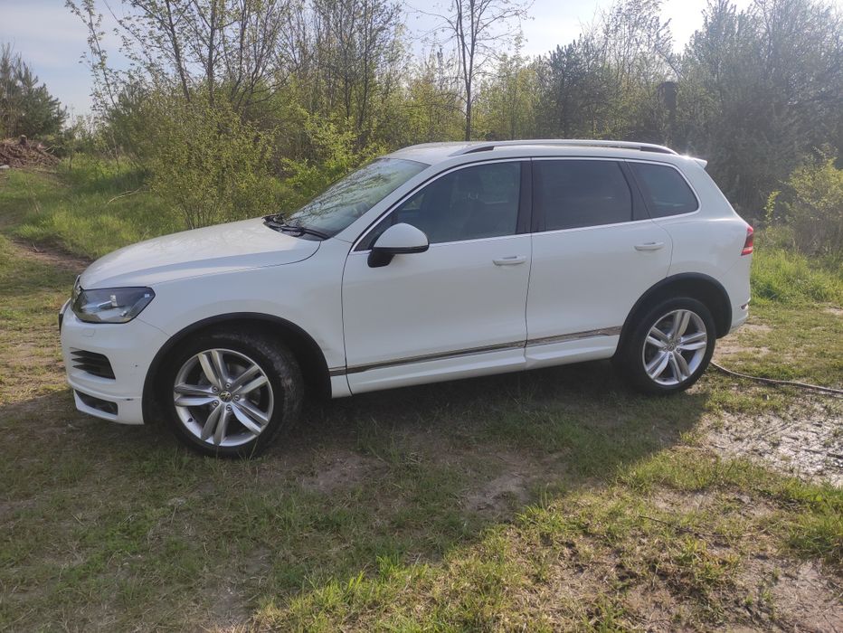 Запчастини розборка бампер R-LINE  Volkswagen Touareg Tuareg NF Тоуаре
