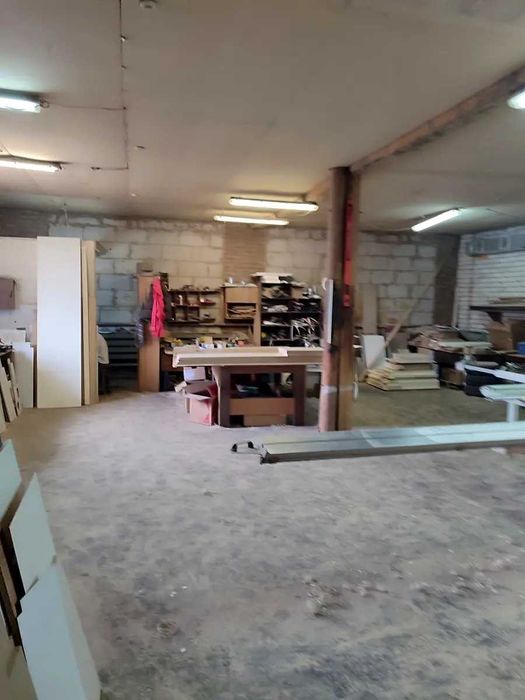 Продам виробничо - складське приміщення в районі КСК вул. Щорса