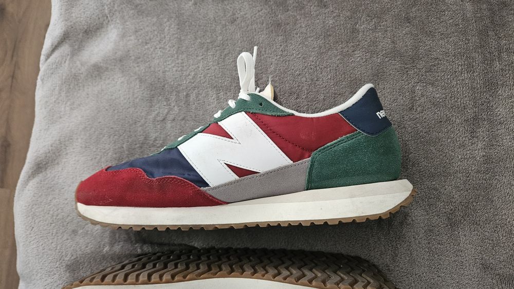 Sapatilhas New Balance 237 (45)