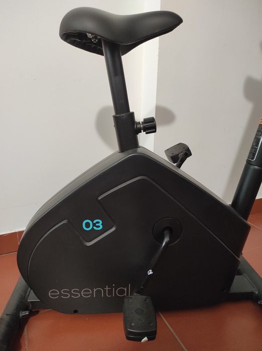 Stationary bike64586495012481121