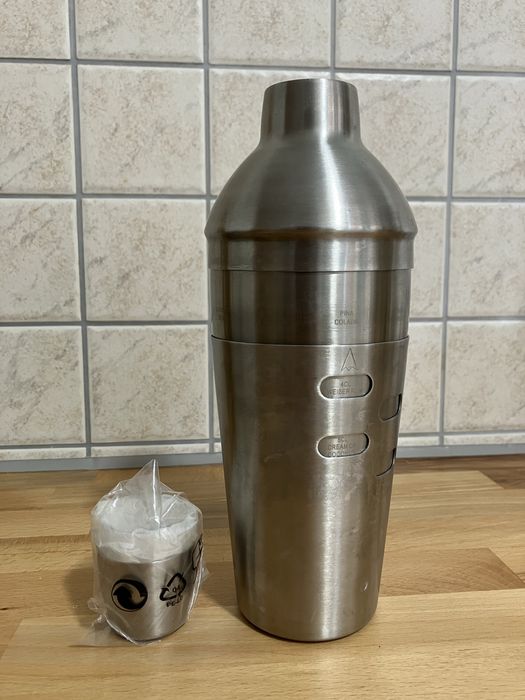 Шейкер для коктейлів