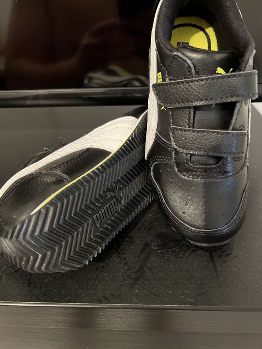 Ténis Puma criança(novos por estrear)