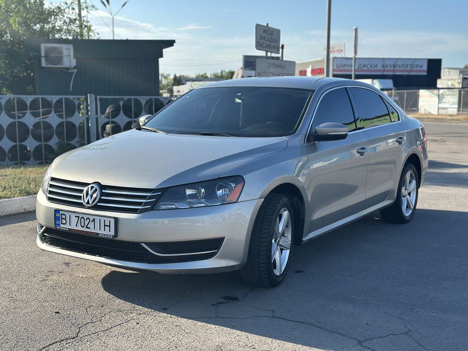 Volkswagen Passat B7 2012 2.5 газ/бензин