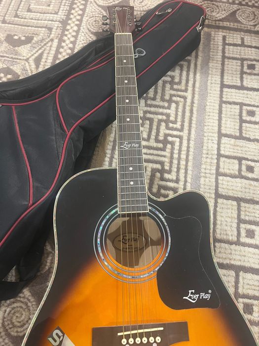 Gitara akustyczno-elektryczna EverPlay AP 400CEQ BSB