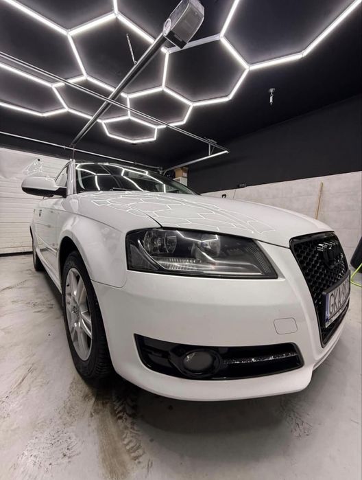 Audi A3  8p benzyna