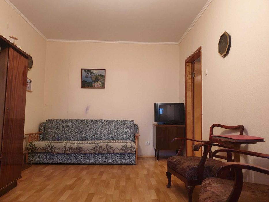 Продам 2х комнатную квартиру. Павлово Поле. Метро 23 Августа. Шевченковский Район.