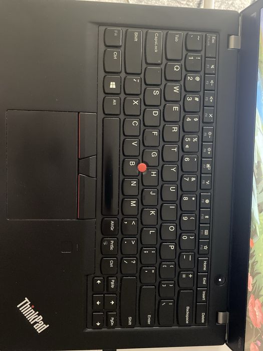 Thinkpad t480s RAM 8GB, SSD 256GB, i5-8250U