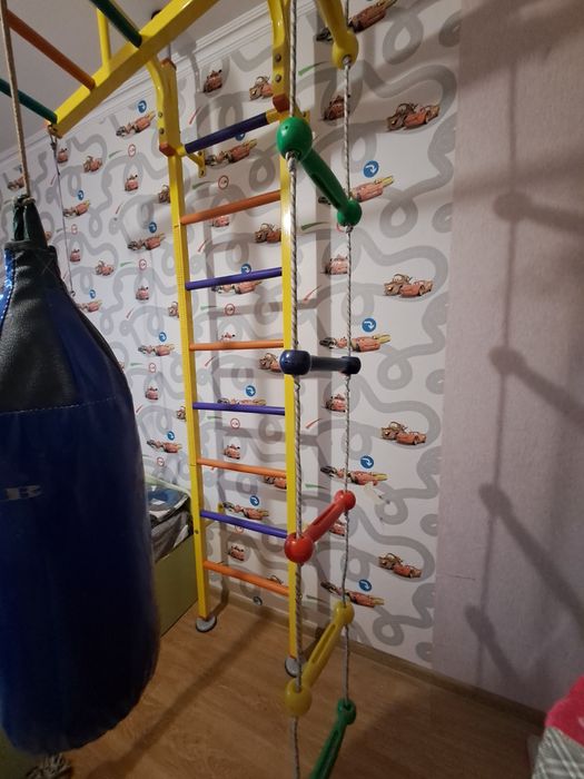 Шведська стінка б/у