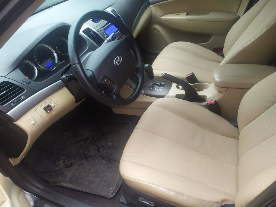 Hyundai Sonata 2.4  газ.бензин
