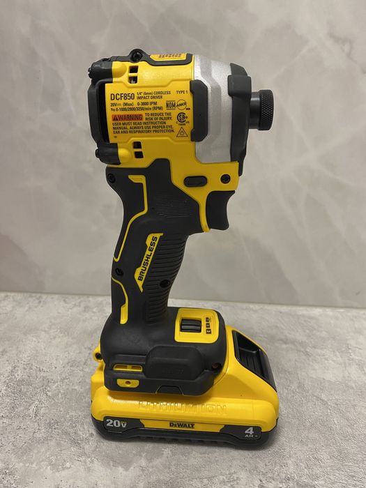 DeWALT DCF850 найкомпактніший Імпакт на 3-швидкості збірка для США