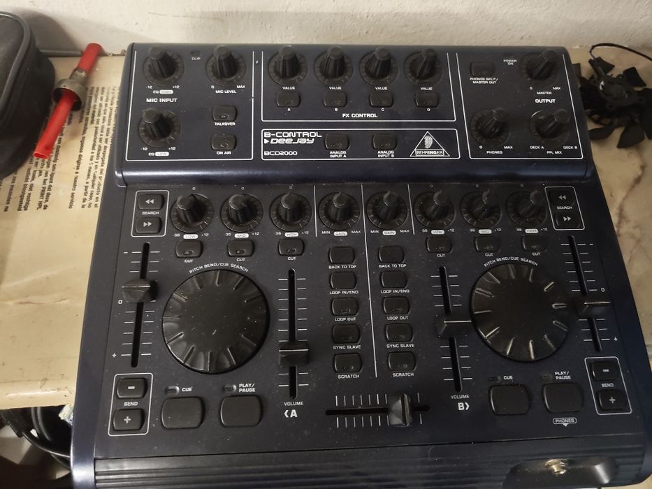 konsola DJ Behringer