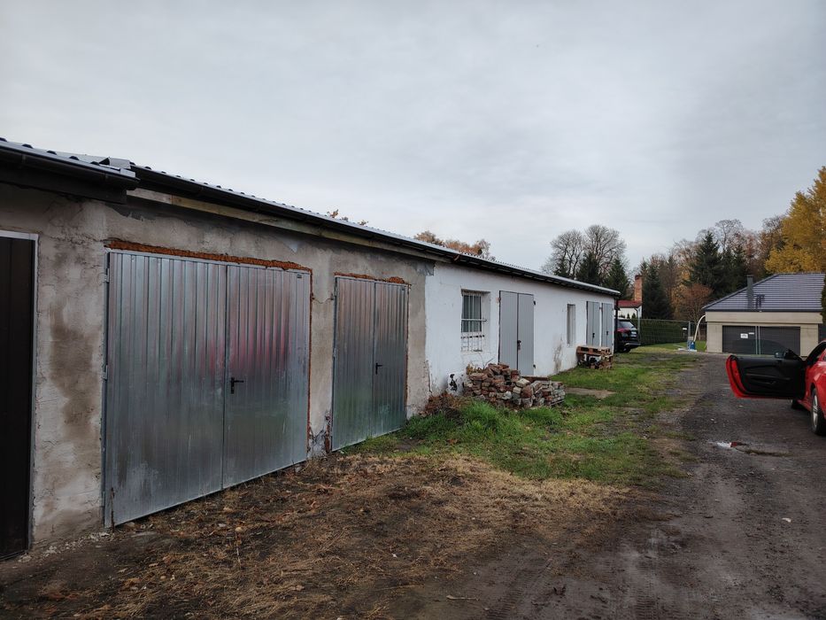 Na sprzedaż dwa garaże 30m2