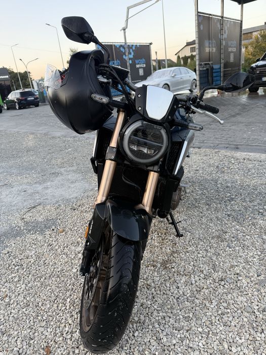 мотоцикл Honda CB 650 R