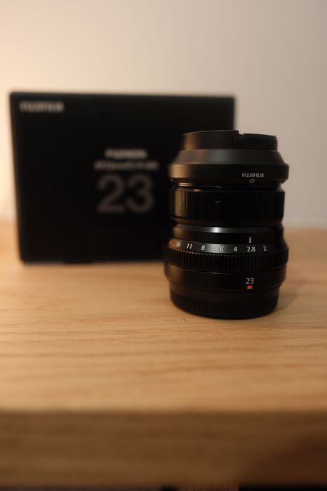 Lente Fujifilm XF 23mm f/2 R WR Como Nova - Caixa + Fatura