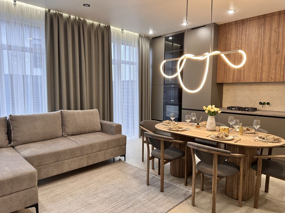 Дуплекс з меблями і технікою/4 кімнати/свій двір/ЖК Львівський Маєток