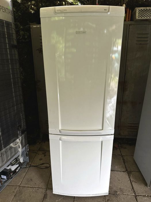 Холодильник Electrolux ERB34031W (чистий, робочий, готовий до використ