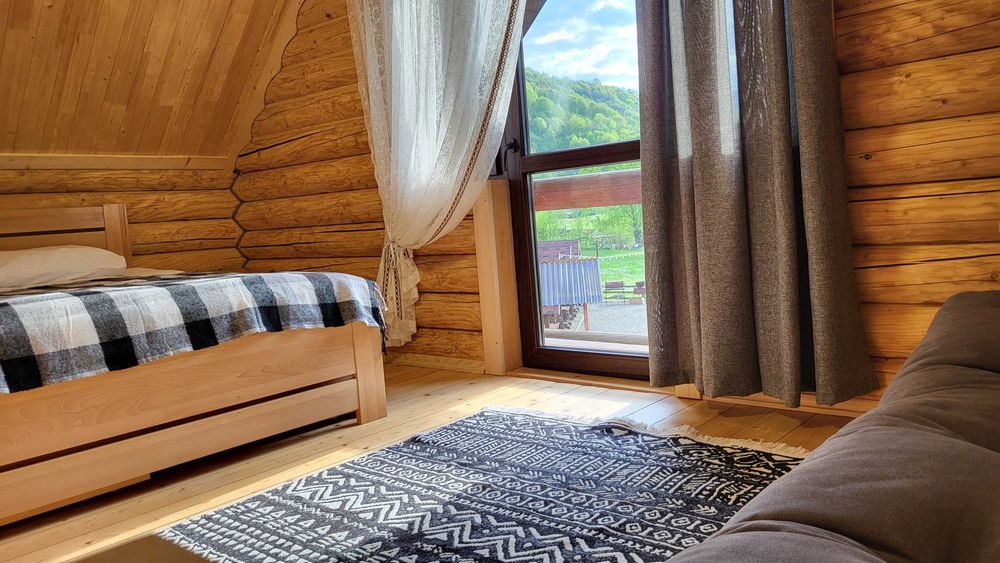 Котедж з 3 спальнями в Карпатах.Чан, сауна.Оренда подобово, відпочинок