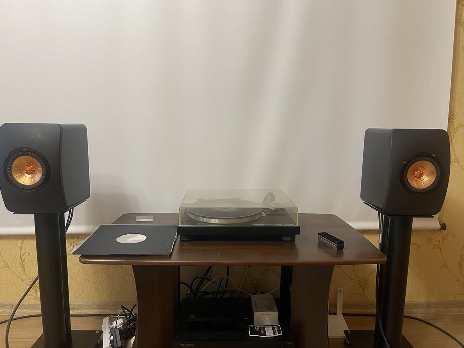 Колонки KEF LS 50