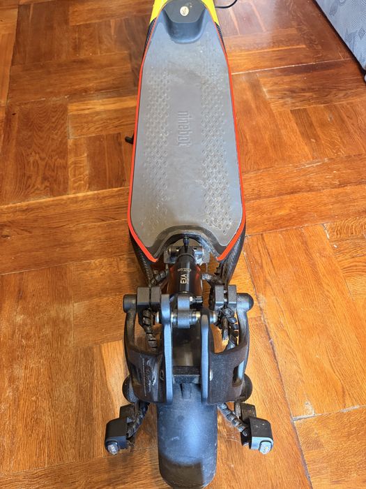 Самокат електро Ninebot KickScooter f65i