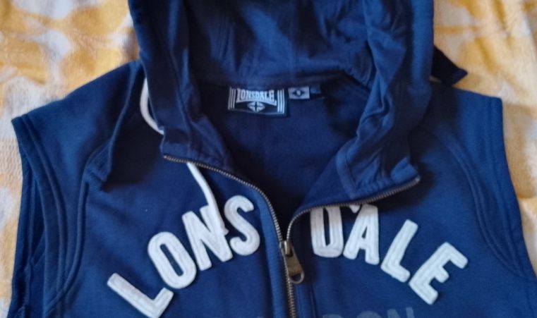 Безрукавка спортивная-48-50