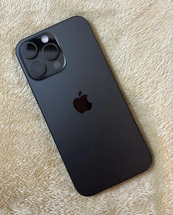Продам iPhone 16 pro 128gb black titanium neverlock