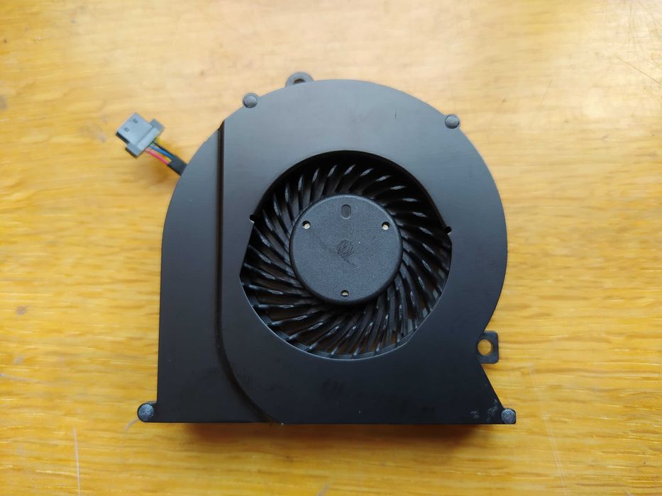 Кулер для ноутбука Delta KSB05105HC