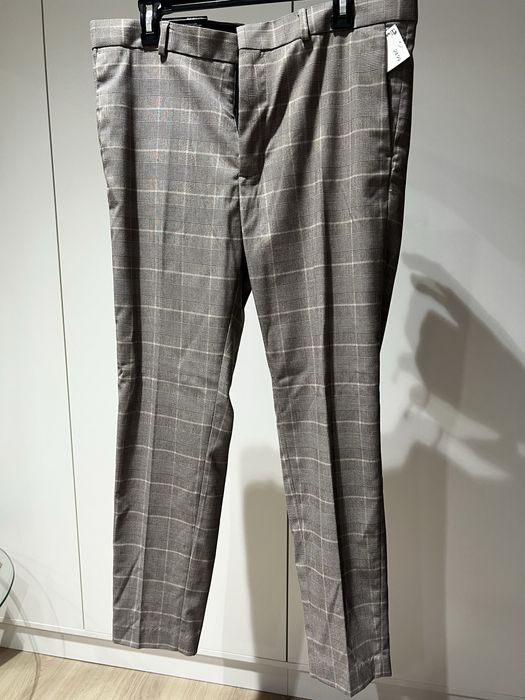 H&M , Tommy Hilfiger