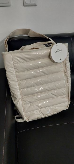 ***NOVA*** Benetton Mochila Bag