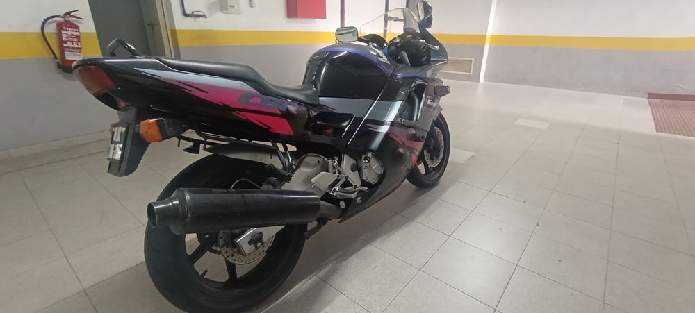 HONDA CBR 600 F2 1992