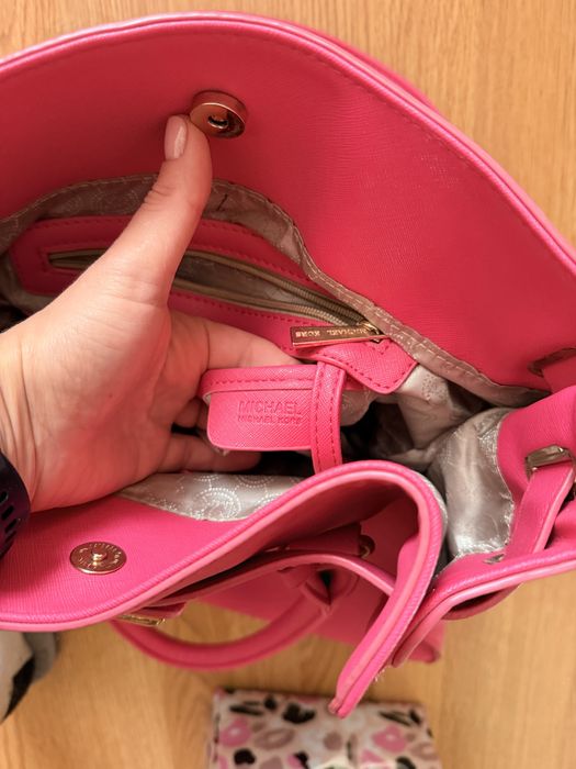 Яскрава жіноча сумка Michael Kors Hamilton (рожева / фуксія)