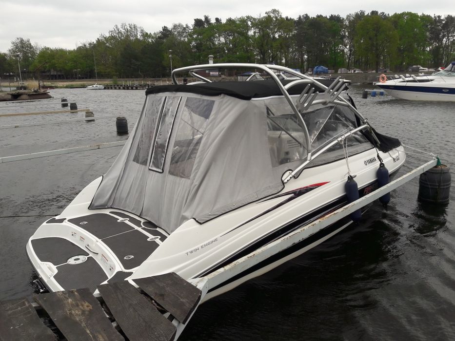 Łódź motorowa, motorówka Yamaha AR230 stan bdb+ przyczepa