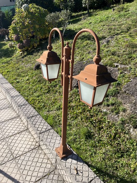 Candeeiros de jardim