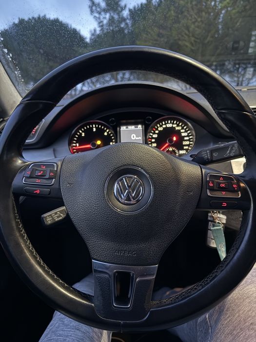VW Passat 1.6 | 2011 | Full extras