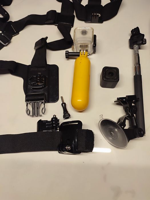 Sprzedam używana Go Pro Hero Session 4 z akcesoriami