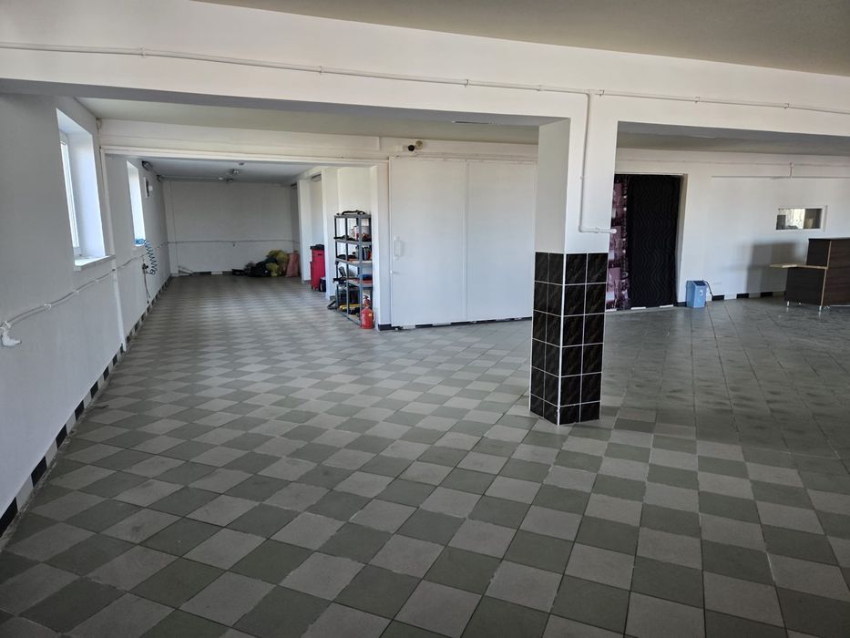 Wynajmę hale łacznie 196m2