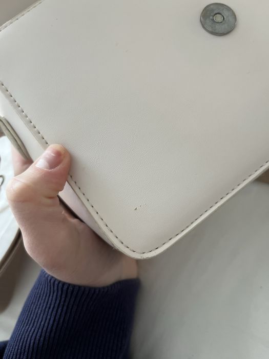 Сумка клатч в молочному кольорі