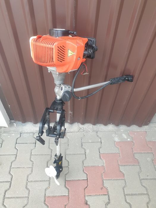 Silnik zaburtowy madox